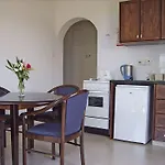 Tasmaria Aparthotel