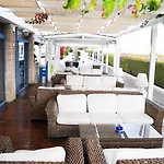 Tasmaria Aparthotel
