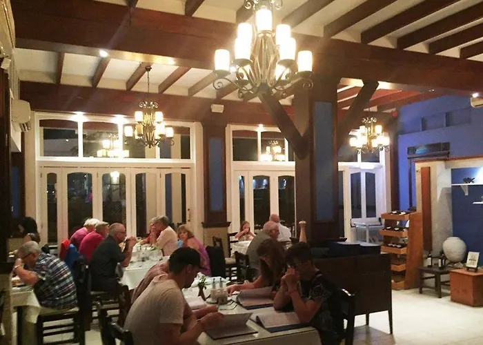 Tasmaria Aparthotel Paphos