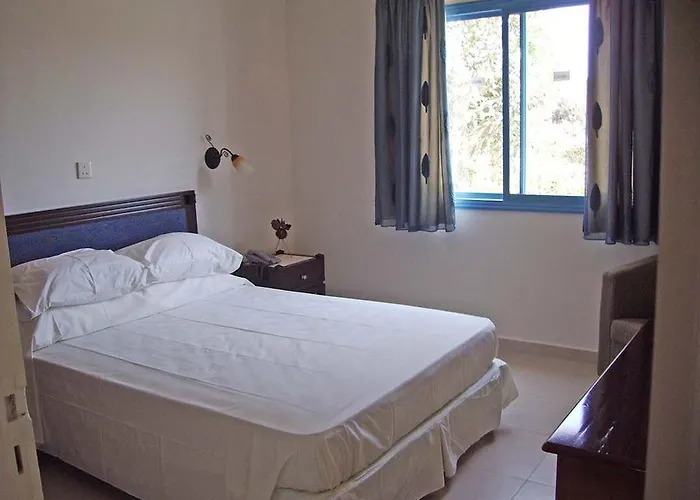 Tasmaria Aparthotel Paphos