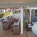 Tasmaria Aparthotel Paphos