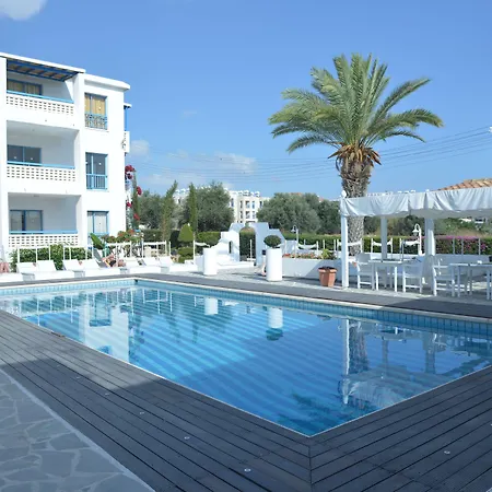 Tasmaria 3* Пафос