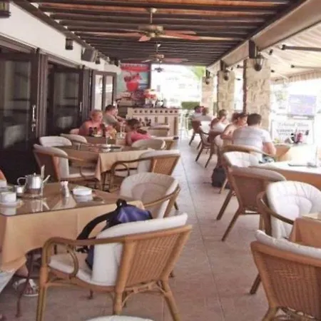 Hotel apartamentowy Tasmaria 3*