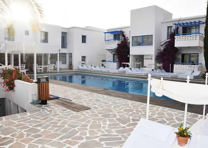 Apartahotel Tasmaria 3*