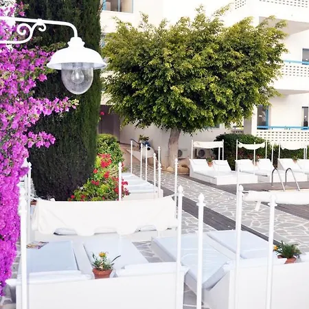 Tasmaria Aparthotel 3*