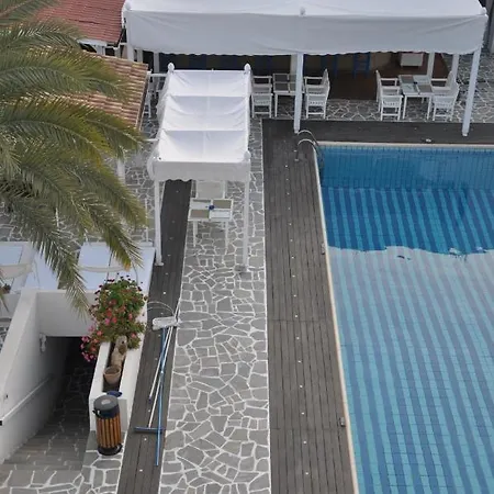Tasmaria Aparthotel 3*